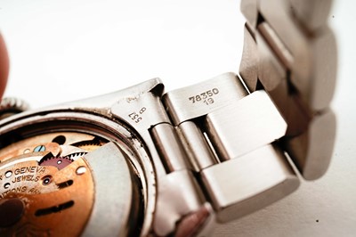 Lot 1025 - Rolex Oyster Perpetual Date: a stainless steel cased automatic wristwatch