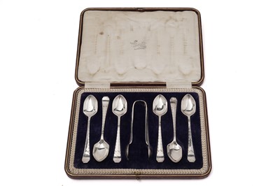 Lot 527 - A cased set of silver spoons and tongs, by Henry Wilkinson