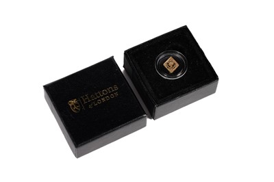 Lot 168 - Hattons of London Queen Elizabeth II gold one-eighth sovereign
