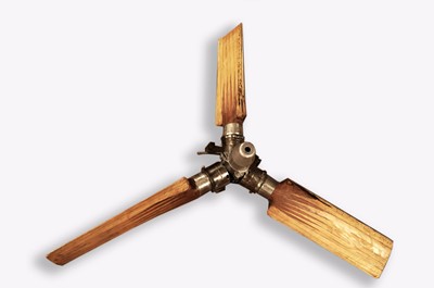 Lot 72 - An early/mid 20th Century aircraft propeller