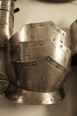 Lot 26 - An articulated and rivetted suit of armour