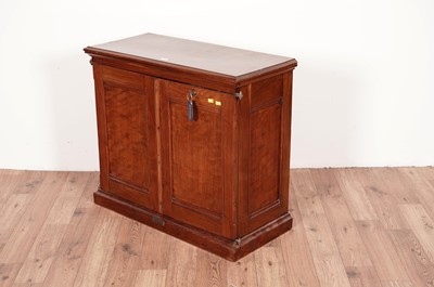 Lot 43 - Amberg's patent cabinet letter file.