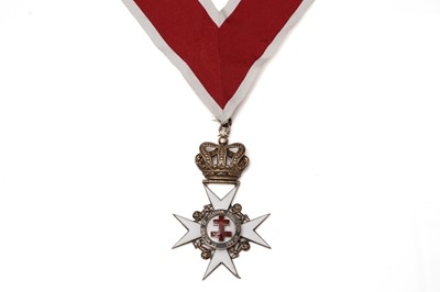 Lot 481 - A silver-gilt Masonic Knights Templar Past Preceptors collarette