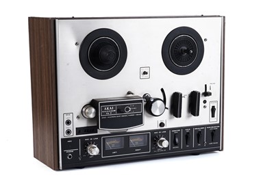 Lot 442 - An Akai 4000 DF tape recorder