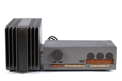 Lot 458 - A Quad 33 pre-amplifier and a 303 power amplifier