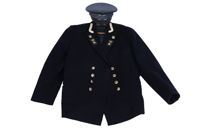 Lot 806 - A woollen guards jacket and peaked cap