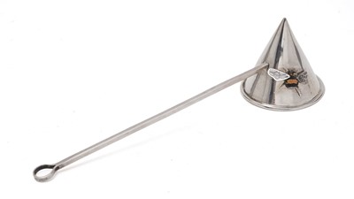 Lot 170 - An Elizabeth II silver candle snuffer