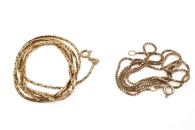 Lot 547 - Two 18ct yellow gold chain necklaces
