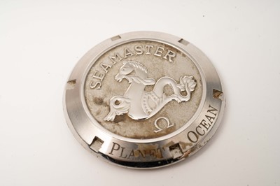 Lot 1014 - Omega Seamaster Professional Planet Ocean: a stainless steel cased automatic wristwatch