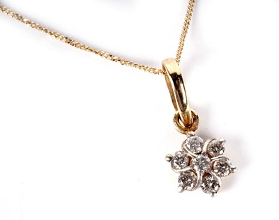 Lot 1136 - A demi-parure of diamond cluster jewellery