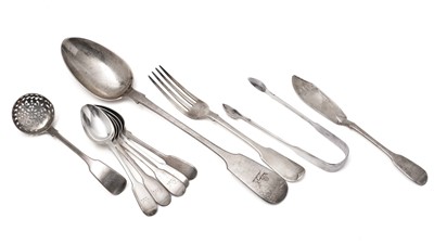 Lot 444 - Victorian Fiddle pattern flatware