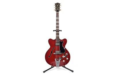 Lot 269 - A Hofner Verithin Bigsby