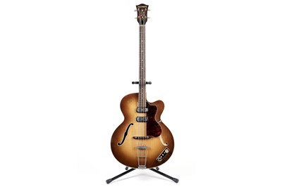 Lot 289 - A Hofner 500/5 bass