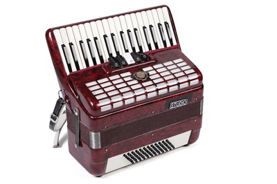 Lot 167 - A Hsinghai 72 bass piano accordion
