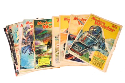 Lot 217 - Modern Wonder  / Science fiction books and magazines