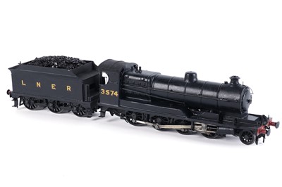 Lot 1 - A metal kit-built 0-gauge 2-8-0 locomotive and six-wheel tender