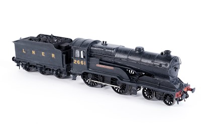 Lot 20 - A metal kit-built 0-gauge 4-4-0 locomotive and six-wheel tender