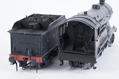 Lot 20 - A metal kit-built 0-gauge 4-4-0 locomotive and six-wheel tender