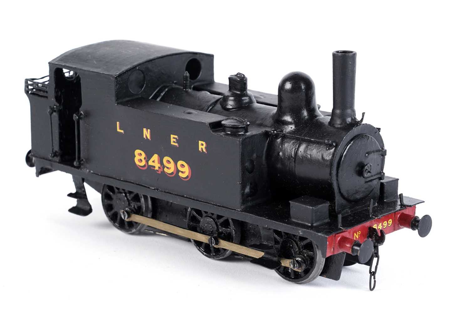 Lot 41 - A metal-kit built 0-gauge 0-6-0 locomotive