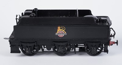 Lot 43 - A Gladiator Models metal kit-built 0-gauge 4-4-0 locomotive and six-wheel tender