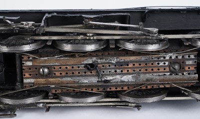Lot 72 - A metal kit-built 0-gauge 2-8-0 locomotive and six-wheel tender