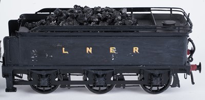 Lot 89 - A metal kit-built 0-gauge 4-4-0 locomotive and six-wheel tender