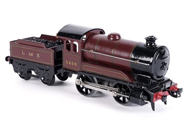Lot 94 - A Hornby 0-gauge 0-4-0 locomotive and four-wheel tender