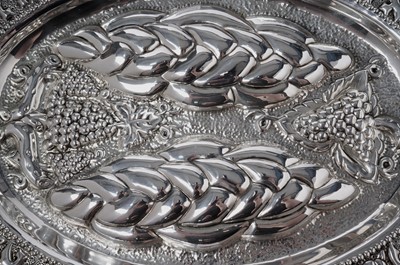 Lot 1411 - A 20th Century Israeli challah tray or bread plate