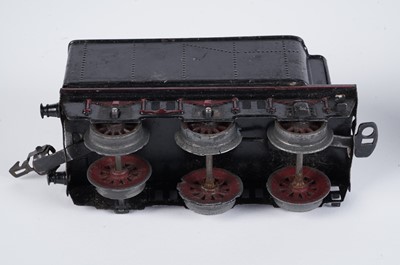 Lot 37 - A Marklin 0-gauge 4-4-0 locomotive and six-wheel tender
