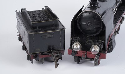 Lot 37 - A Marklin 0-gauge 4-4-0 locomotive and six-wheel tender