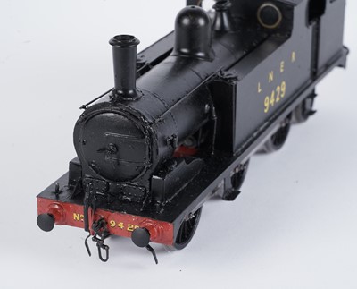 Lot 204 - A metal kit-built 0-gauge 0-6-2 locomotive