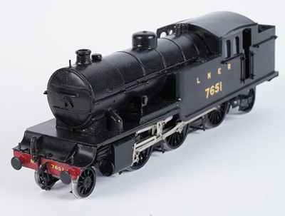 Lot 220 - A metal kit-built 0-gauge 2-6-2 tank locomotive