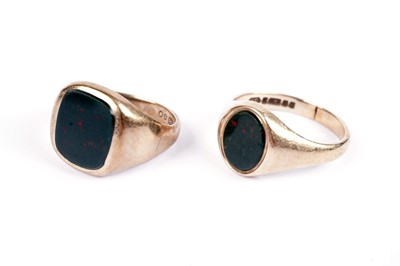 Lot 564 - Two bloodstone signet rings