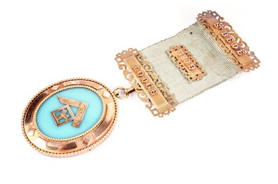 Lot 578 - An Edwardian 15ct yellow gold Masonic jewel; and a silver Masonic medal