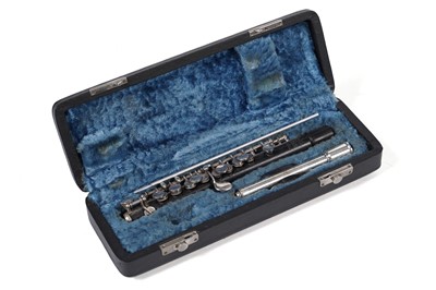 Lot 179 - A Czechoslovakian black wood piccolo