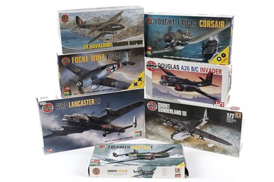 Lot 115 - A collection of Airfix model aeroplanes