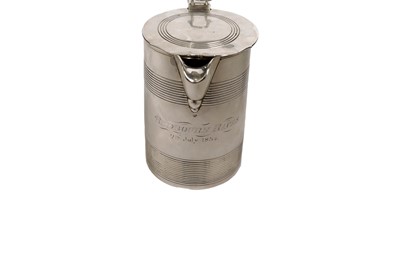 Lot 1534 - A George III silver tankard