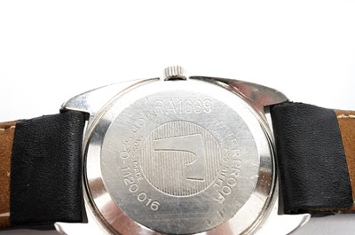 Lot 1010 - Roamer: a stainless steel cased Rhodesian Military issued wristwatch