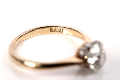 Lot 1108 - A single stone diamond ring