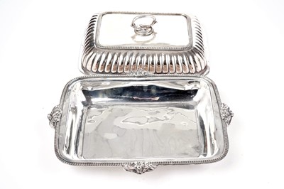 Lot 1388 - A pair of Old Sheffield plated entrée dishes and covers