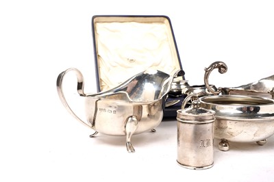 Lot 1363 - A mixed lot of silver items