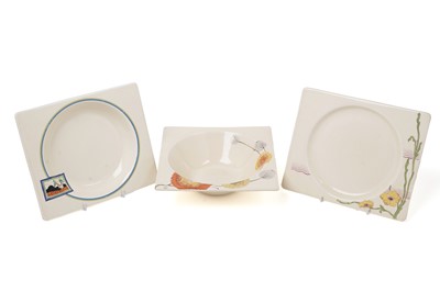 Lot 388 - A selection of Clarice Cliff The Biarritz Bizarre dinnerware