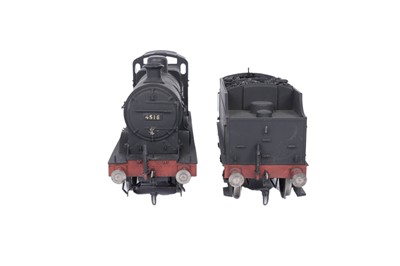 Lot 21 - A Lima 0-gauge electric 0-6-0 locomotive and six-wheel tender