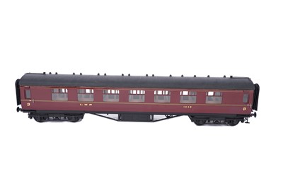 Lot 35 - Two boxed Westdale 0-gauge carriages
