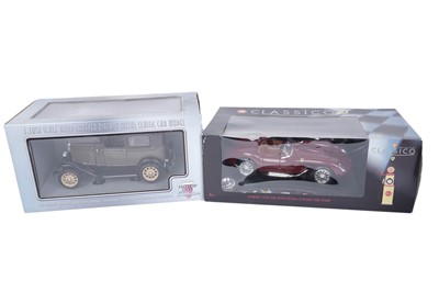 Lot 153 - A collection of diecast motor cars
