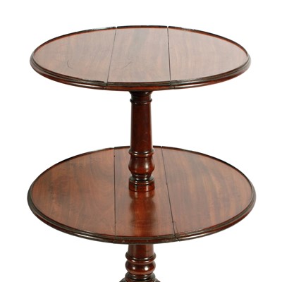 Lot 83 - A Regency mahogany two-tier drop leaf dumb waiter
