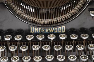 Lot 184 - An early 20th Century cast metal Underwood Standard typewriter