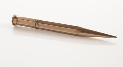 Lot 60 - An Everpoint 9ct yellow gold propelling pencil
