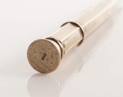 Lot 60 - An Everpoint 9ct yellow gold propelling pencil