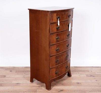 Lot 98 - A Georgian style mahogany bowfront chest of drawers